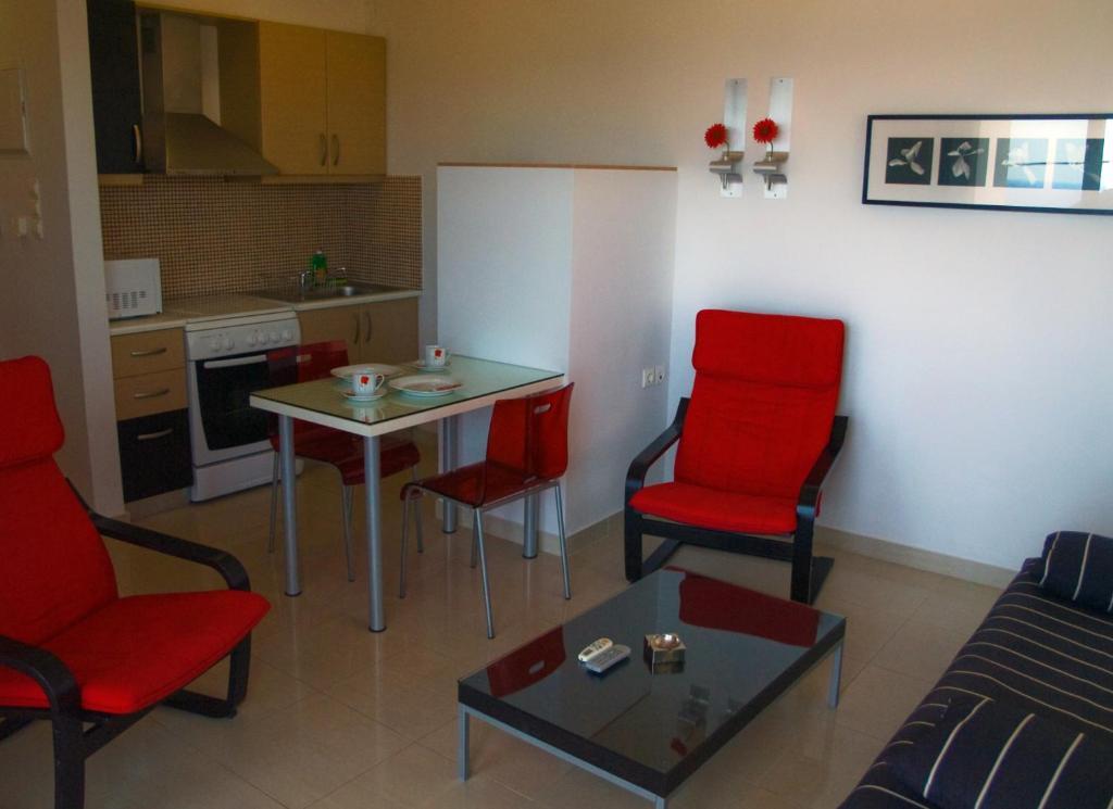 Caravella Luxury Apartments Palaiochora Zewnętrze zdjęcie