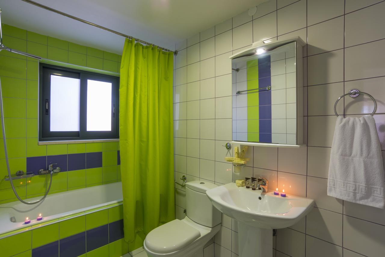 Caravella Luxury Apartments Palaiochora Zewnętrze zdjęcie